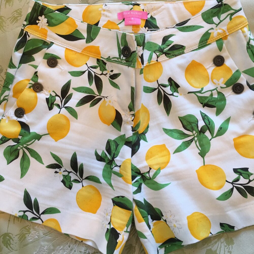 Isaac Mizrahi sz 4 women's shorts